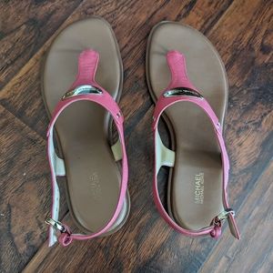 Michael kors size 9 flat thong T strap sandal